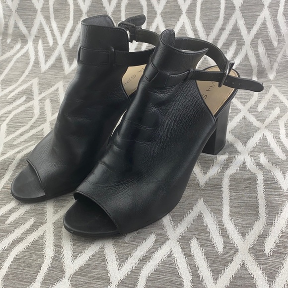 Via Spiga Leather Peep-Toe Chunky Heel Sandal Black Size: 10 - Picture 2 of 4